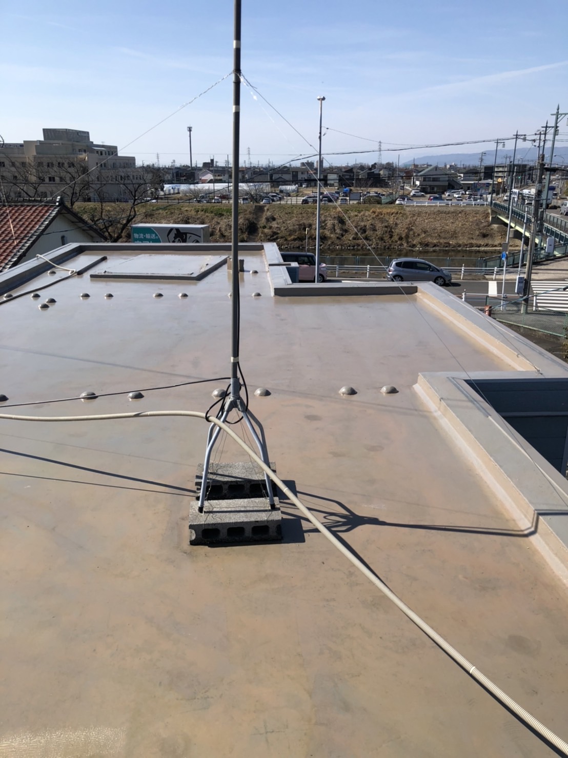 春日井市にて屋上の防水塗装 施工前